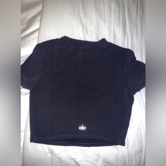 Alo Yoga Black Ribbed Soft Workout / lounge Top. Lightly worn! - Picture 1 of 4